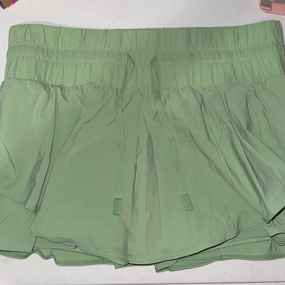 New without tags women’s athletic skirt
